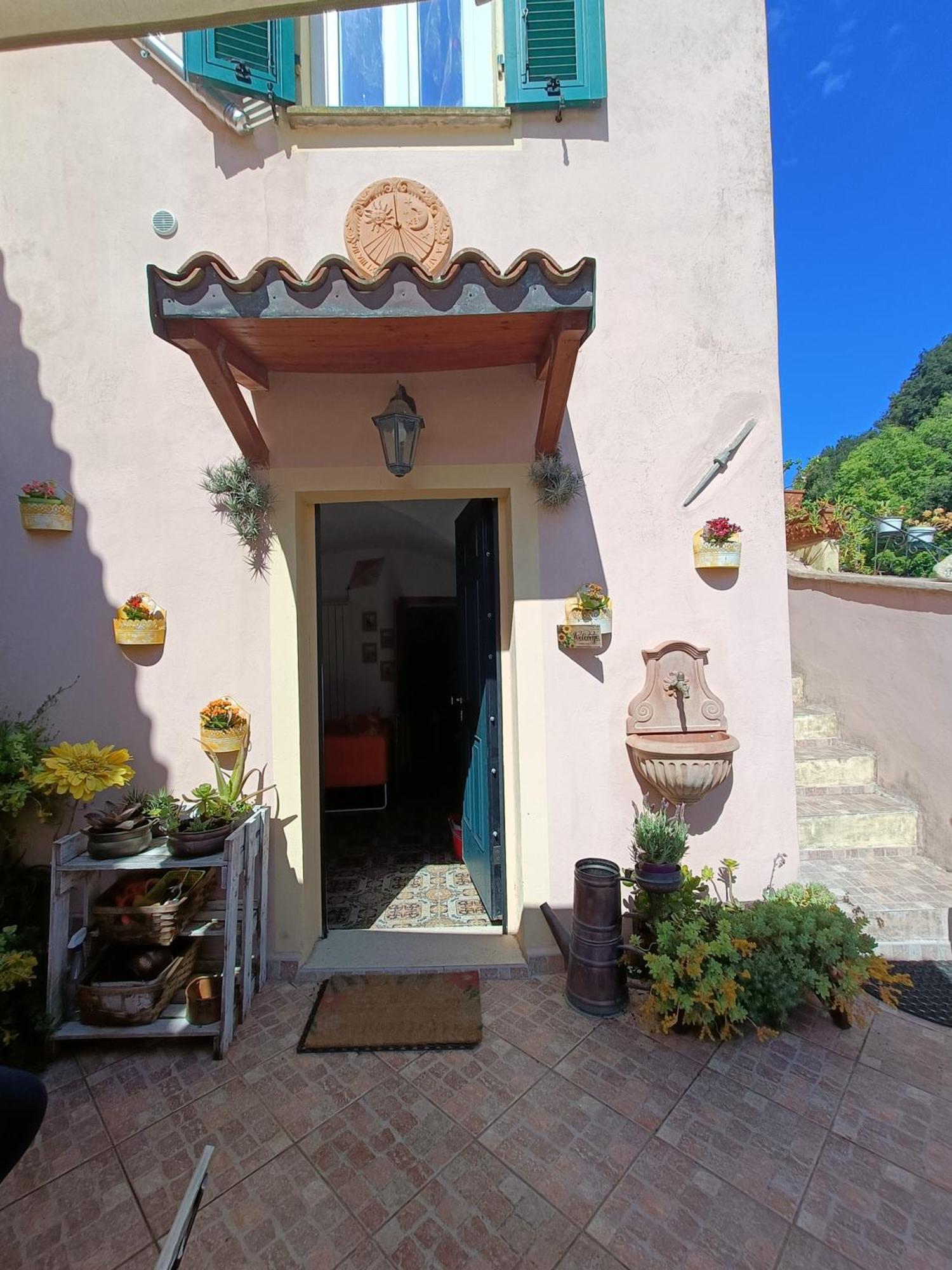 B&B Il Girasole Finale Ligure Exteriör bild